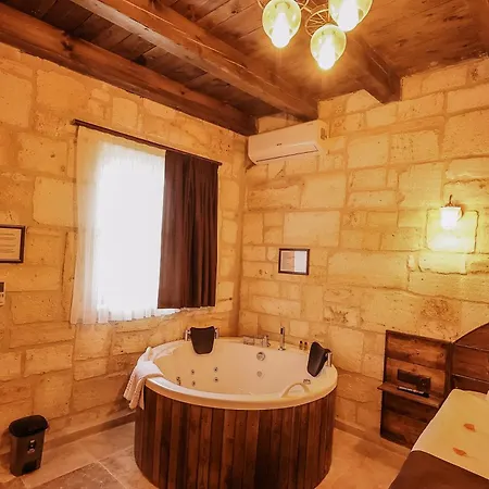 Akile Ablanin Evi B&B