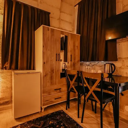 Akile Ablanin Evi 어굽