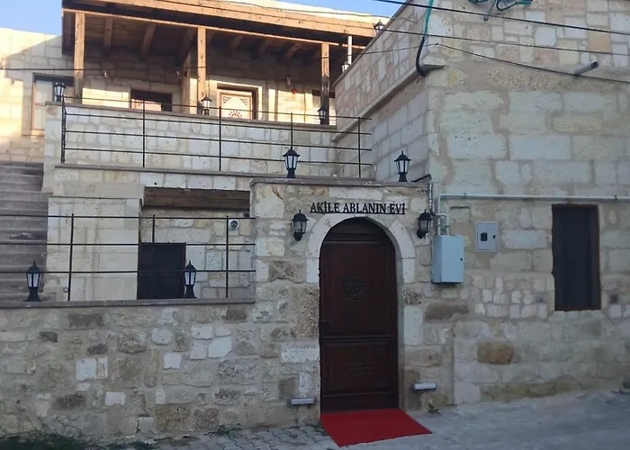 Akile Ablanin Evi * ウルギュップ